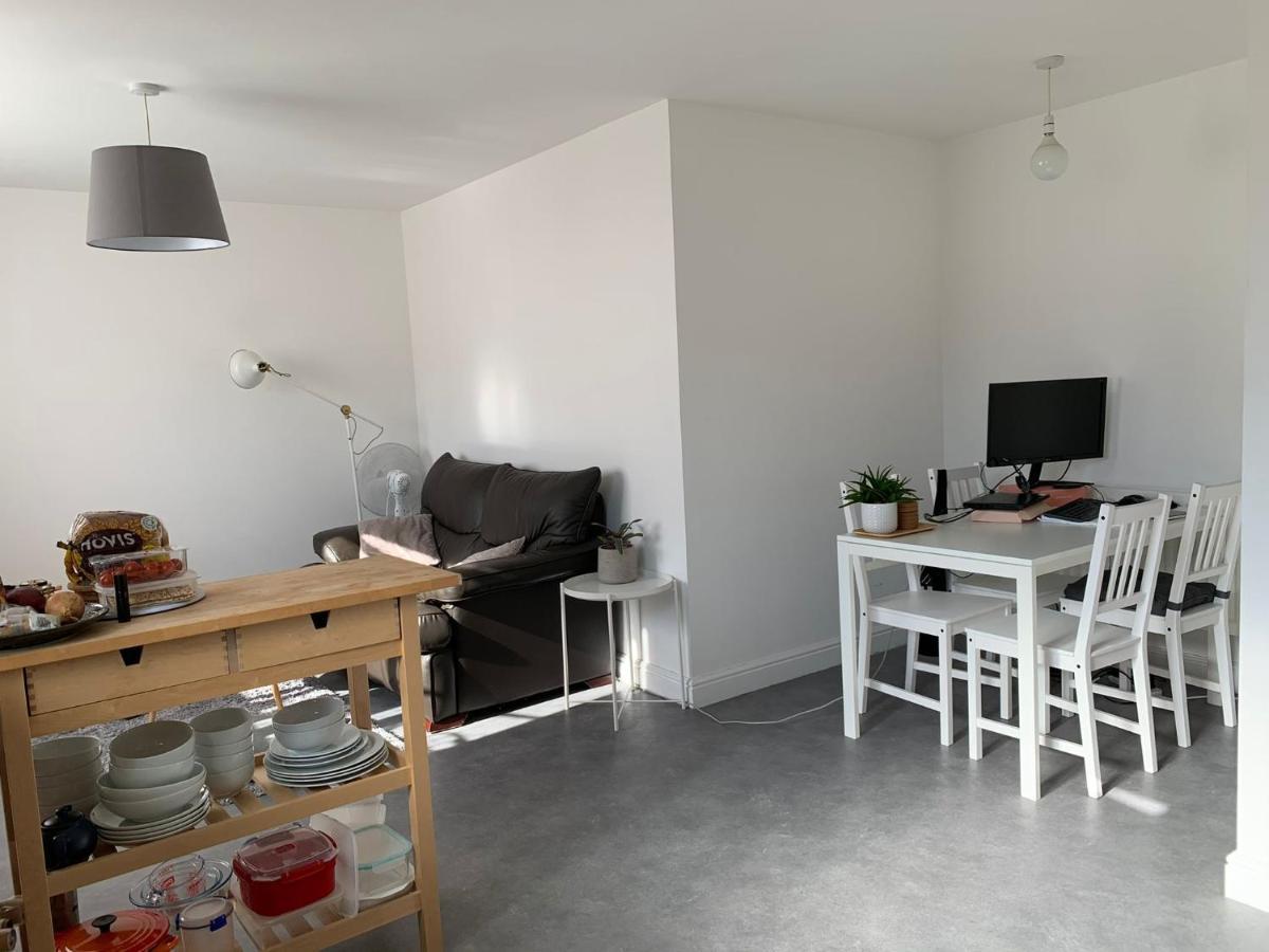 Bright, Chilled Ensuite Db Room In A Shared Flat! Лондон Экстерьер фото